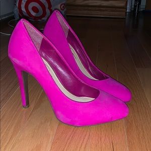 Pink Jessica Simpson heels